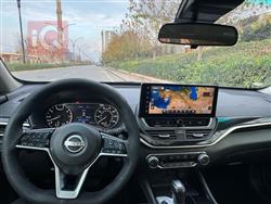 نيسان ألتيما